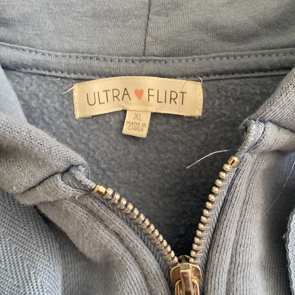 Ultra Flirt dust blue cropped hoodie - Picture 2 of 3